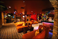 8 1/2 Ultra Lounge