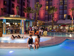 Hooters pool 