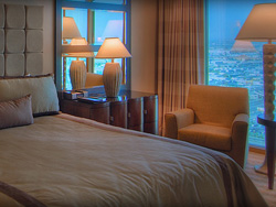 THEsuite Two Queens