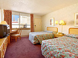 Travelodge Center Strip Standard Double Room