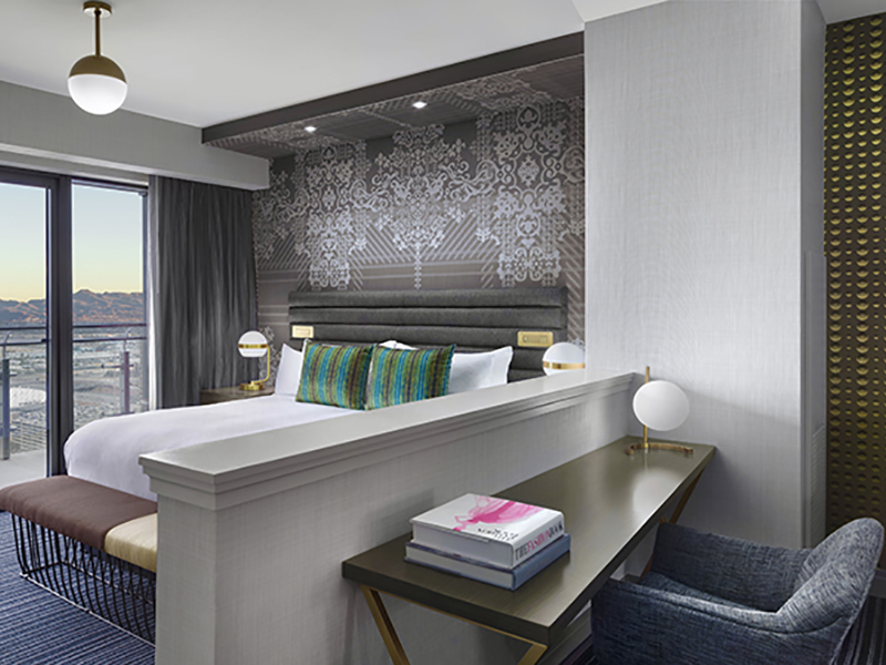 Terrace Suite Fountain View