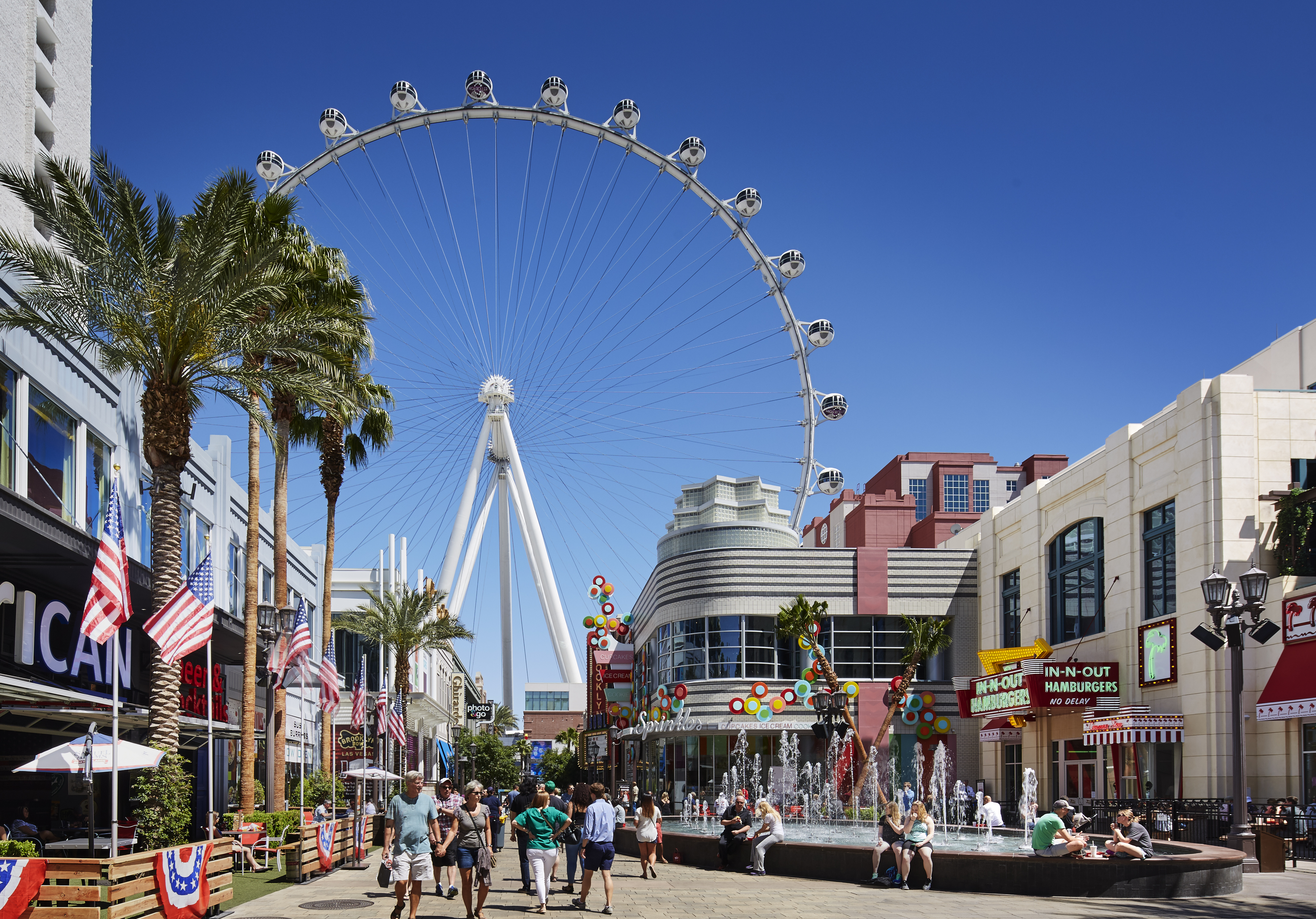 The LINQ Promenade - LINQ Promenade