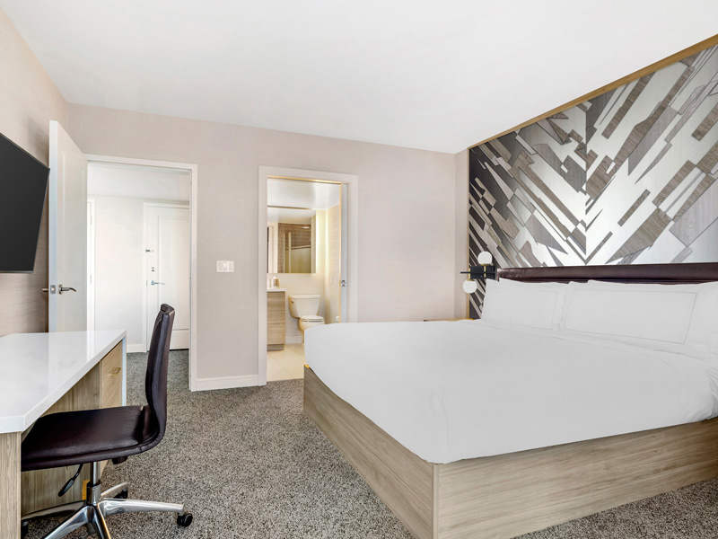 Corner 2 King 2 Bedroom Suite With Sofabed