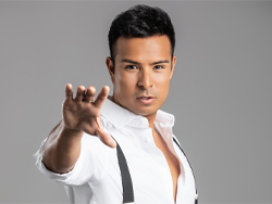 Fernando Velasco at The Magicians Room