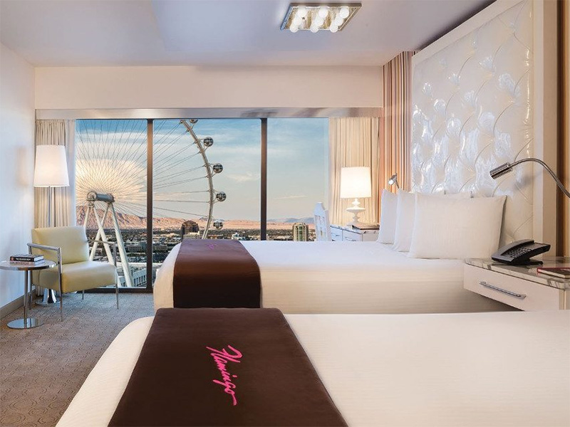 Go Room, 2 Queens Attraction View, Non-Smoking