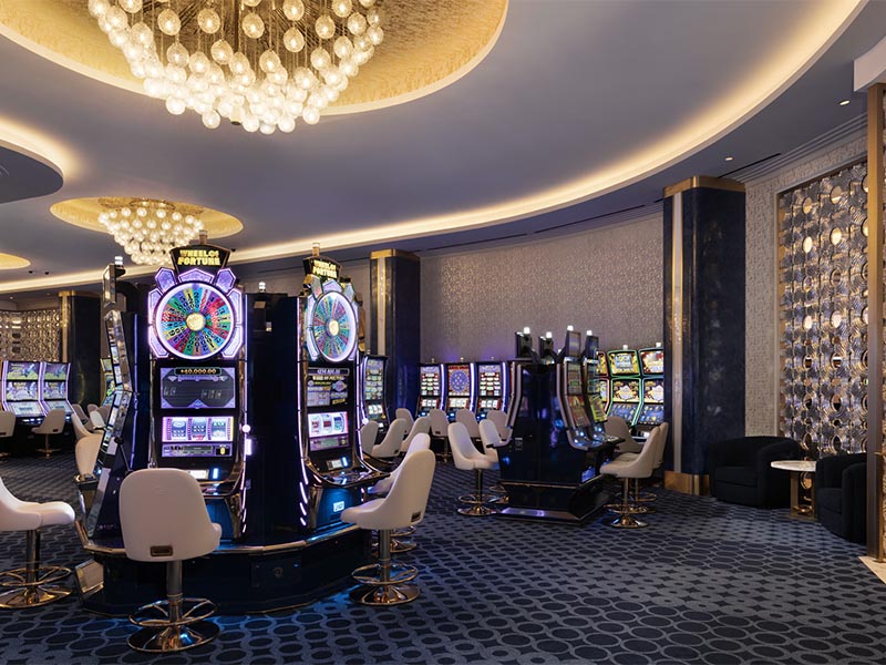 Fontainebleau Casino