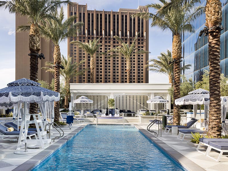 Fontainebleau Legacy Pool
