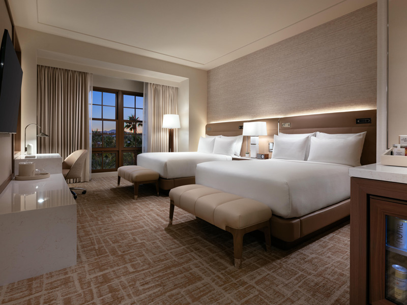 Resort Two Queen - NEWLY REMODELED