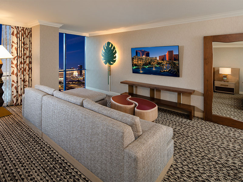 Remodeled 2 Queens Suite Strip View