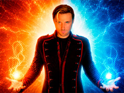 Mago Enrique De Leon: Spanish Magic Show at The LINQ