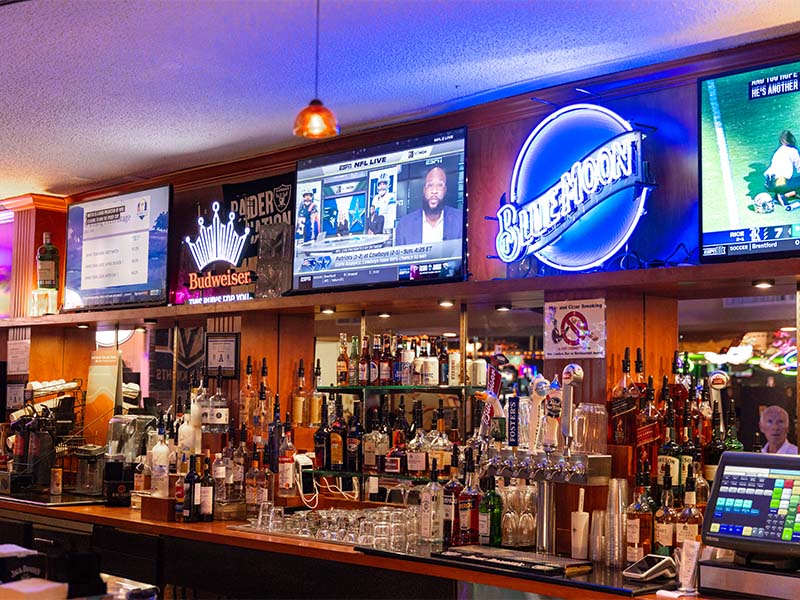 Mardi Gras Hotel Bar