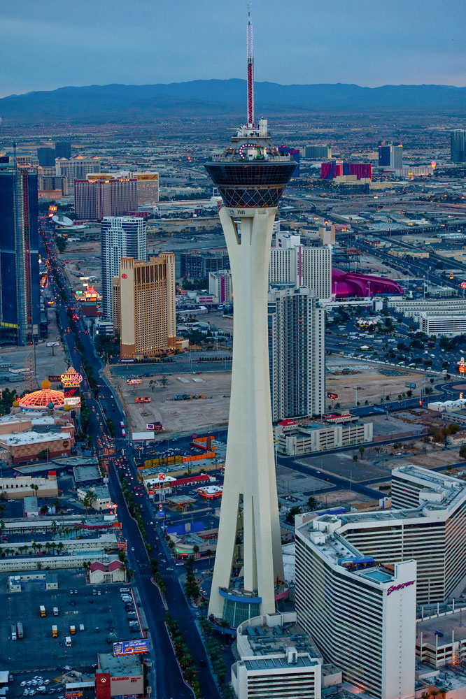 The STRAT Tower and Thrill Rides - 