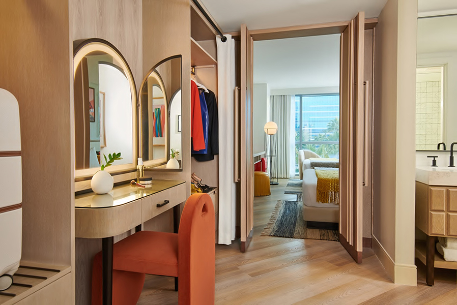 Chamber Double Queen Dressing Room
