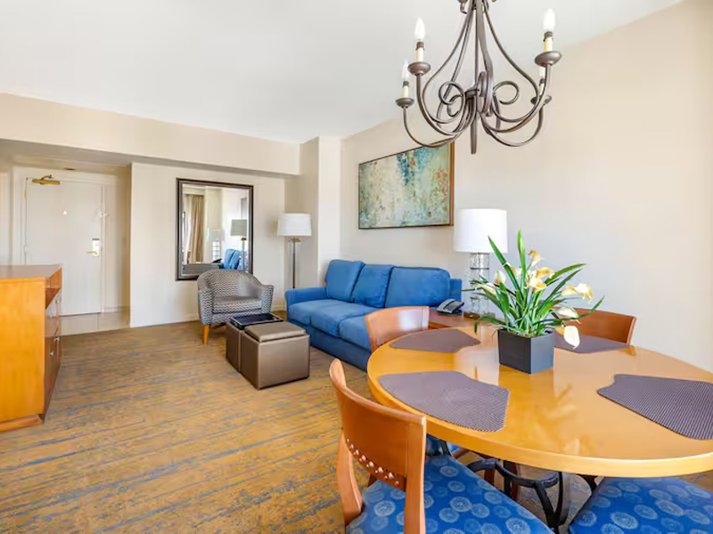 2 Bedroom 1 King and 1 Queen Deluxe Suite Balcony