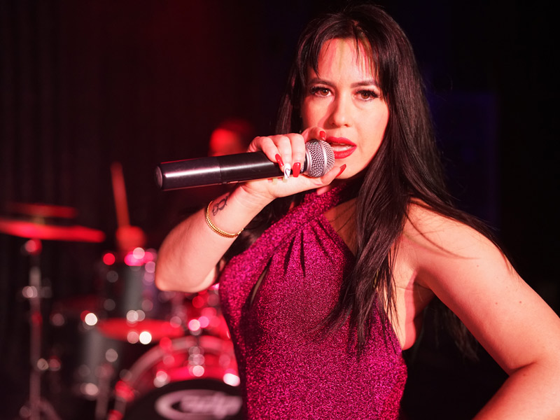 Queen Selena - The Queen Selena tribute show is only in Las Vegas