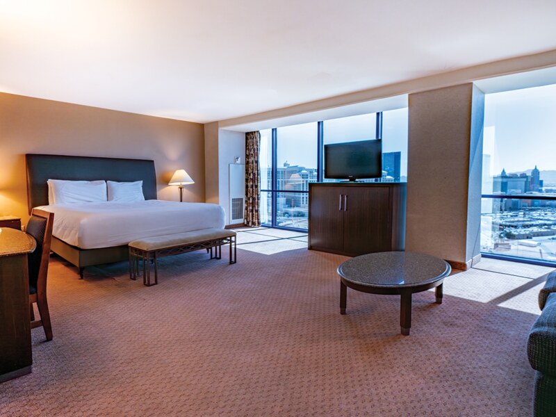 1 King Bed Strip View