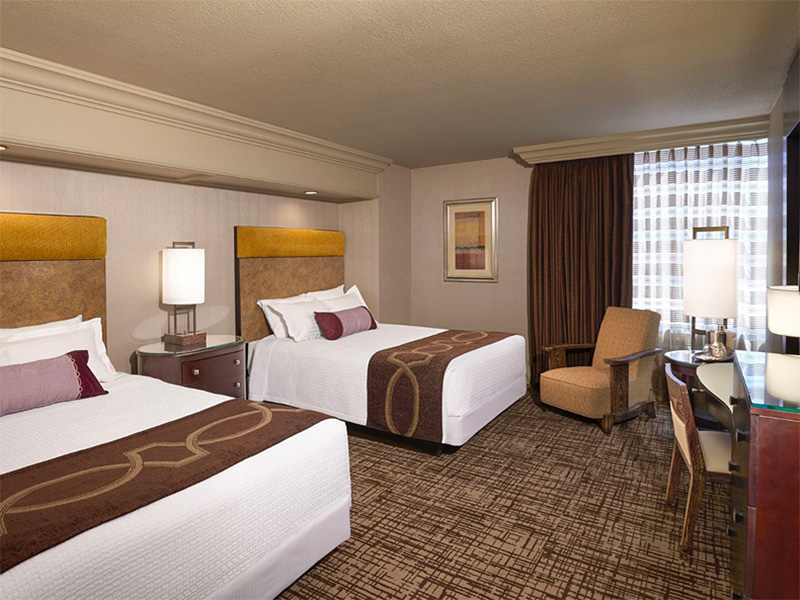 Deluxe Spa Room