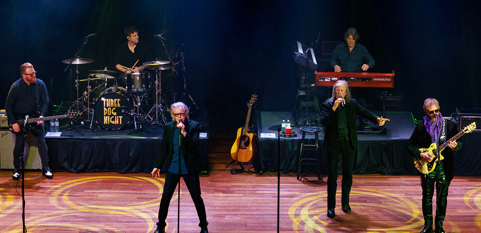 Three Dog Night show