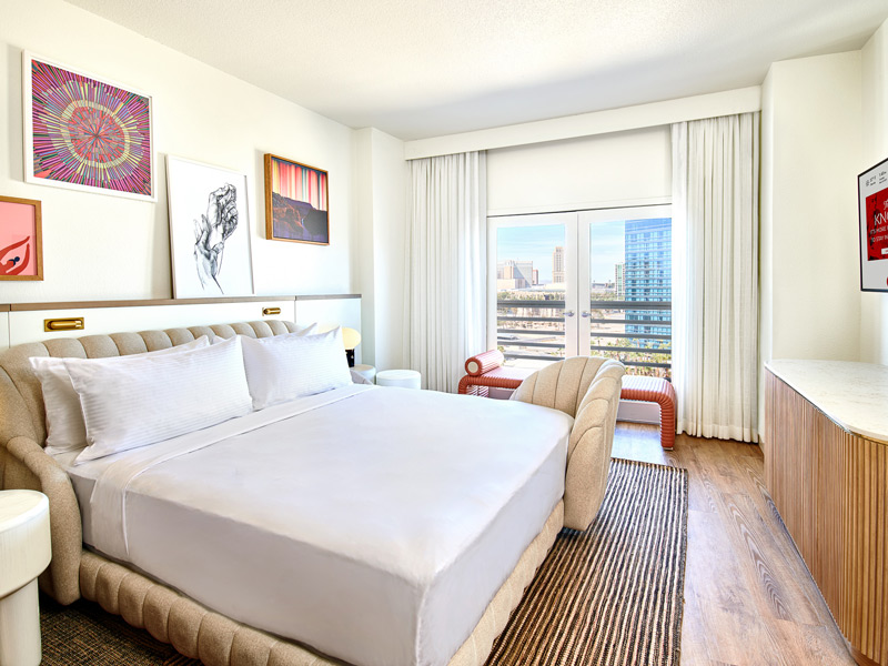 Canyon King Oasis Chamber Suite