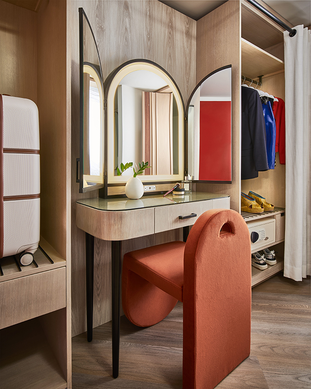 Chamber Vanity