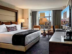 Premier Room, 1 King Bed