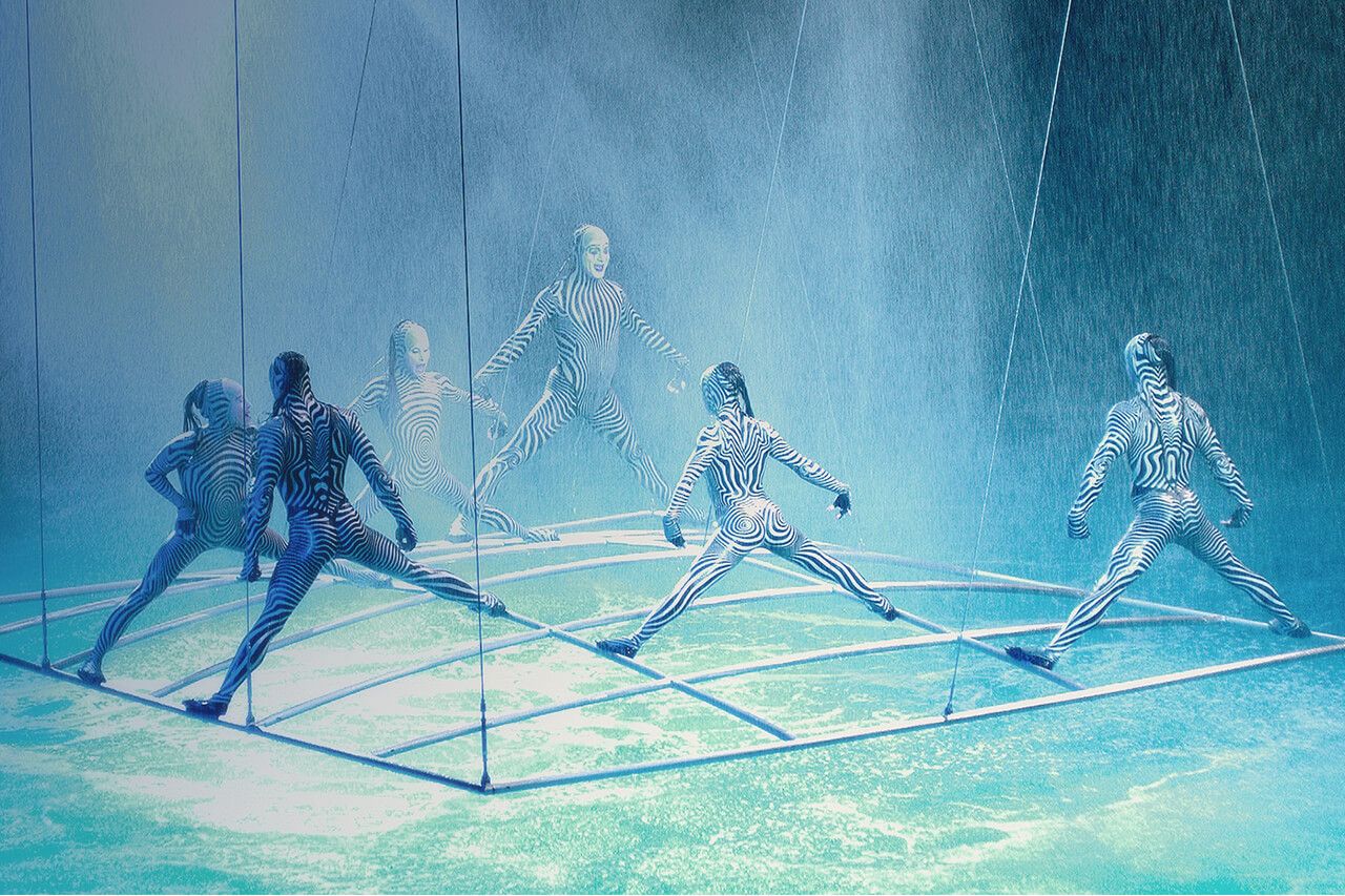 O by Cirque du Soleil - Tightrope Act Rising From the Water
