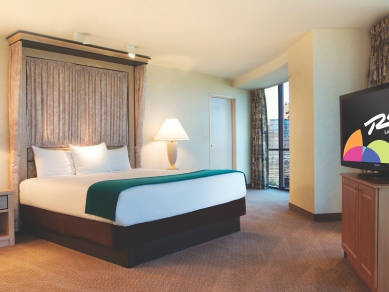 Masquerade Suite, 1 King, Strip View