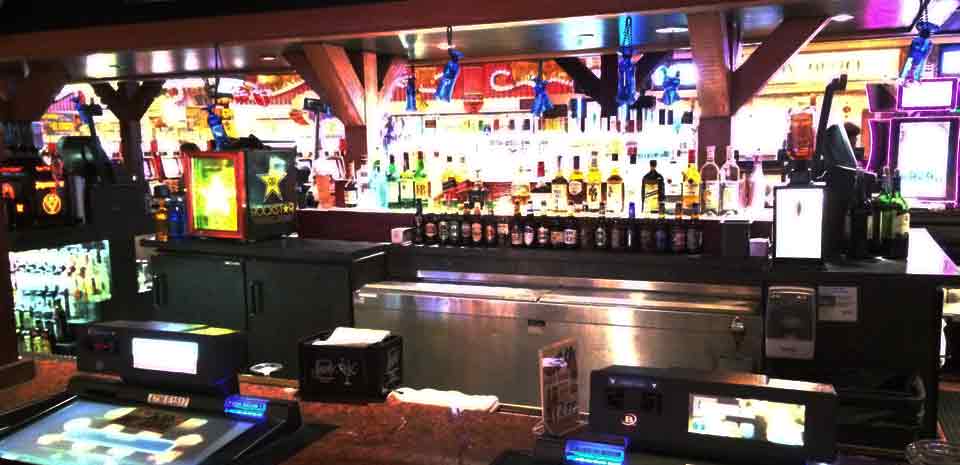 Crawfish Bar nightlife