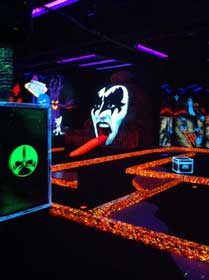 KISS: By Monster Mini Golf - KISS: By Monster Mini Golf 