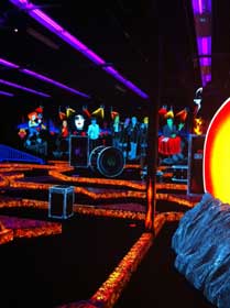 KISS: By Monster Mini Golf - KISS: By Monster Mini Golf 