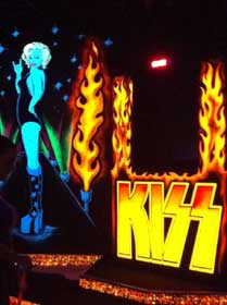 KISS: By Monster Mini Golf - KISS: By Monster Mini Golf 