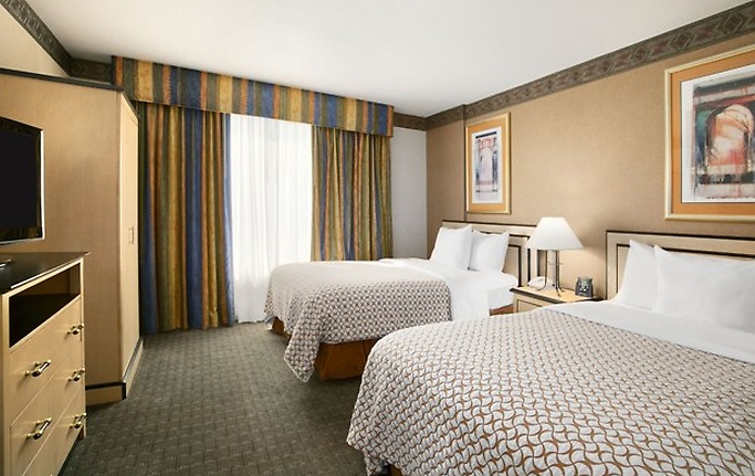 Double queen room