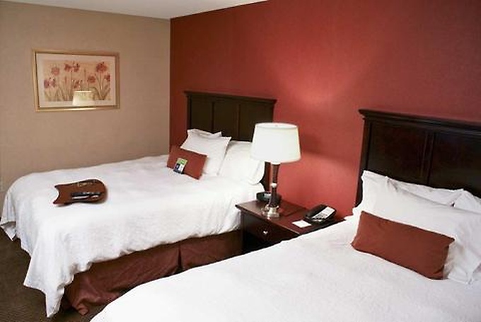 Double queen room