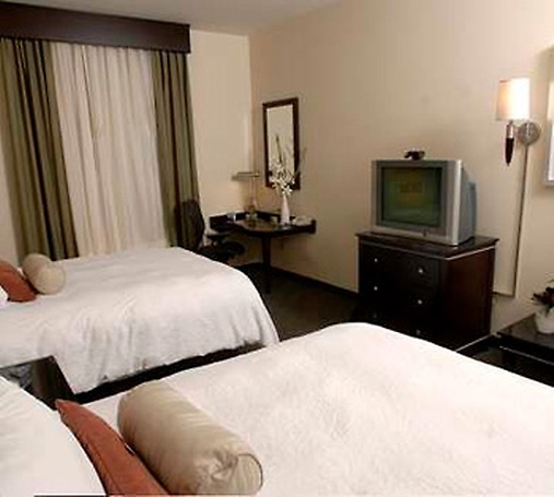 Hampton Inn and Suites Henderson/Saint Rose photo