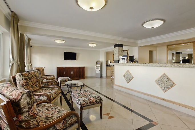 Reception desk