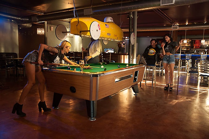Bar