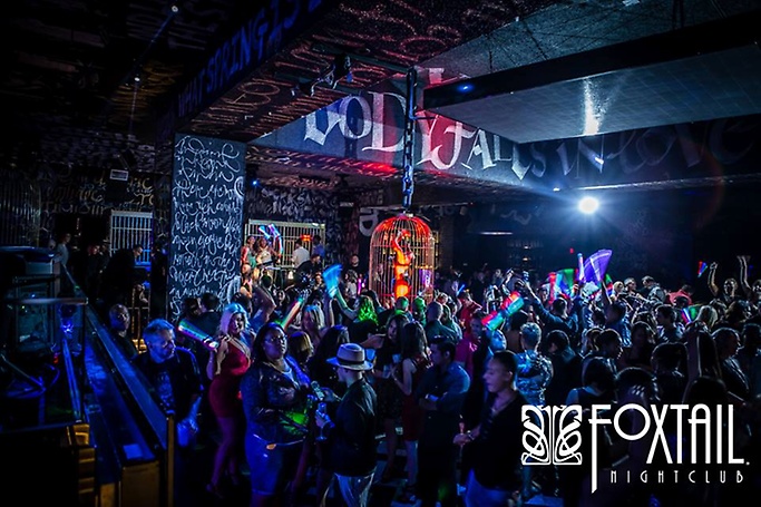 Casbar - Foxtail Slideshow