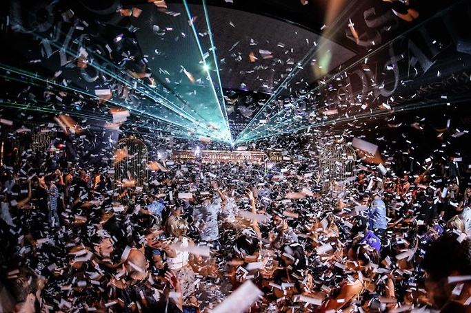 Casbar - Foxtail Slideshow