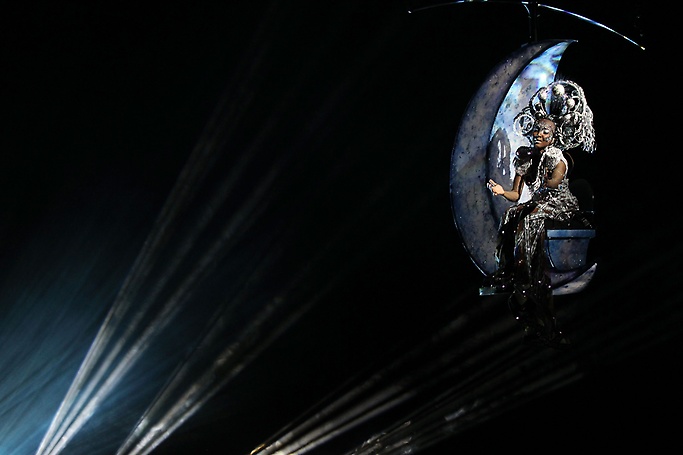 Michael Jackson ONE by Cirque du Soleil - Moon Vocalist