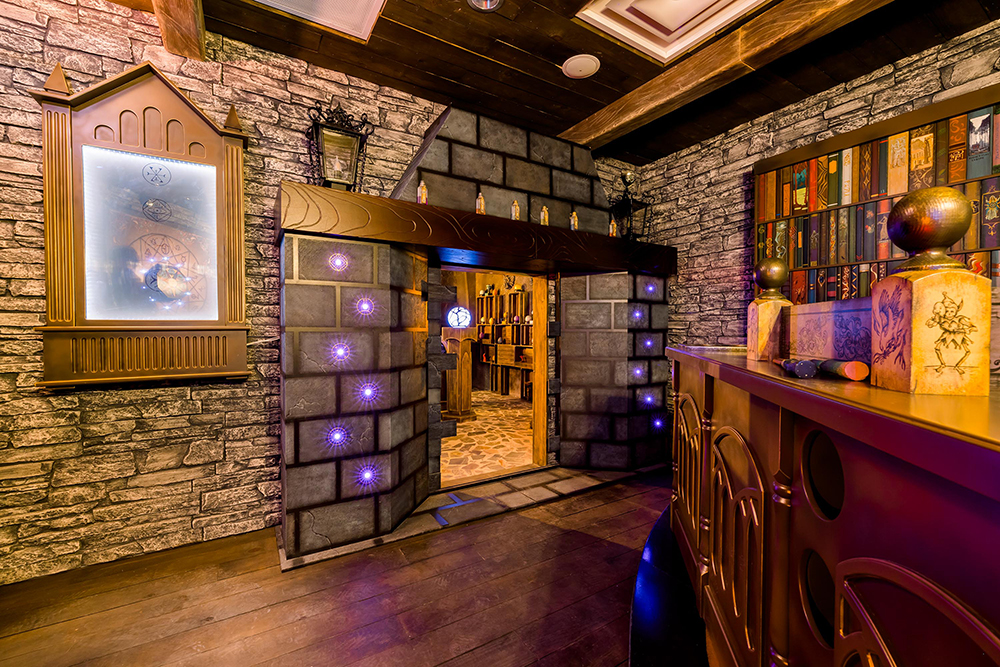 PanIQ Escape Room & Lounge - PanIQ Room Wizard Trials