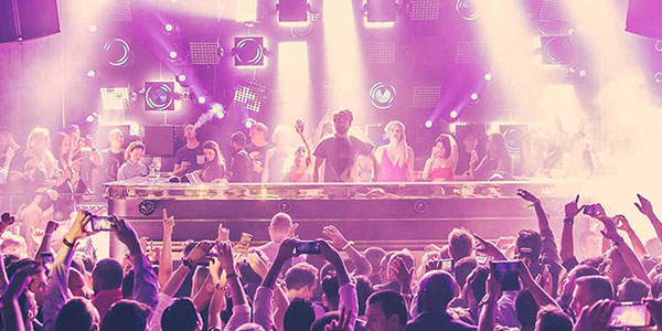 Best Nightclubs In Las Vegas Guide To Com So Grab Your Lightsaber Err 2 5 Oz Shot Glass And Get Ready To Party Because These Are The Best Nightclubs In Las Vegas
