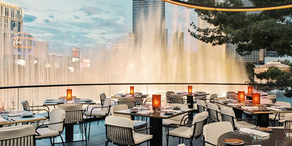 Best Restaurants In Las Vegas Guide To This Legendary Wolfgang Puck Restaurant Is The Definition Of Dinner And A Show In Las Vegas Spago Inside Bellagio Gives You One Most Picturesque
