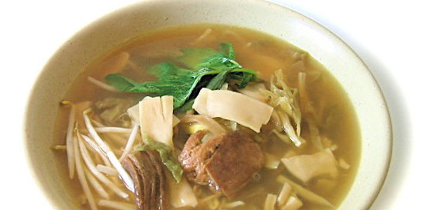 Best Vegetarian Restaurants Guide To Vegas This Restaurant Also In Chinatown Serves Vegetarian And Vegan Chinese Vietnamese Dishes The Menu Includes Tofu Noodles Soups Sandwicheock